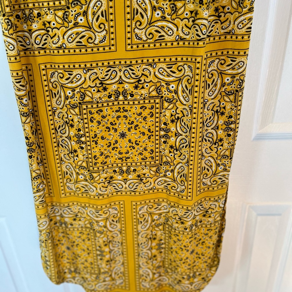 Chic Yellow Patterned Maxi Dress - image 3
